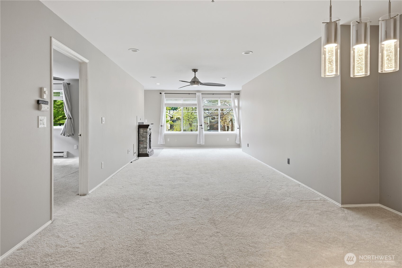 18210 73rd Avenue 201 Property Photo 3