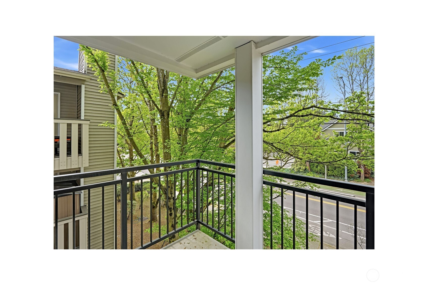 18210 73rd Avenue 201 Property Photo 11