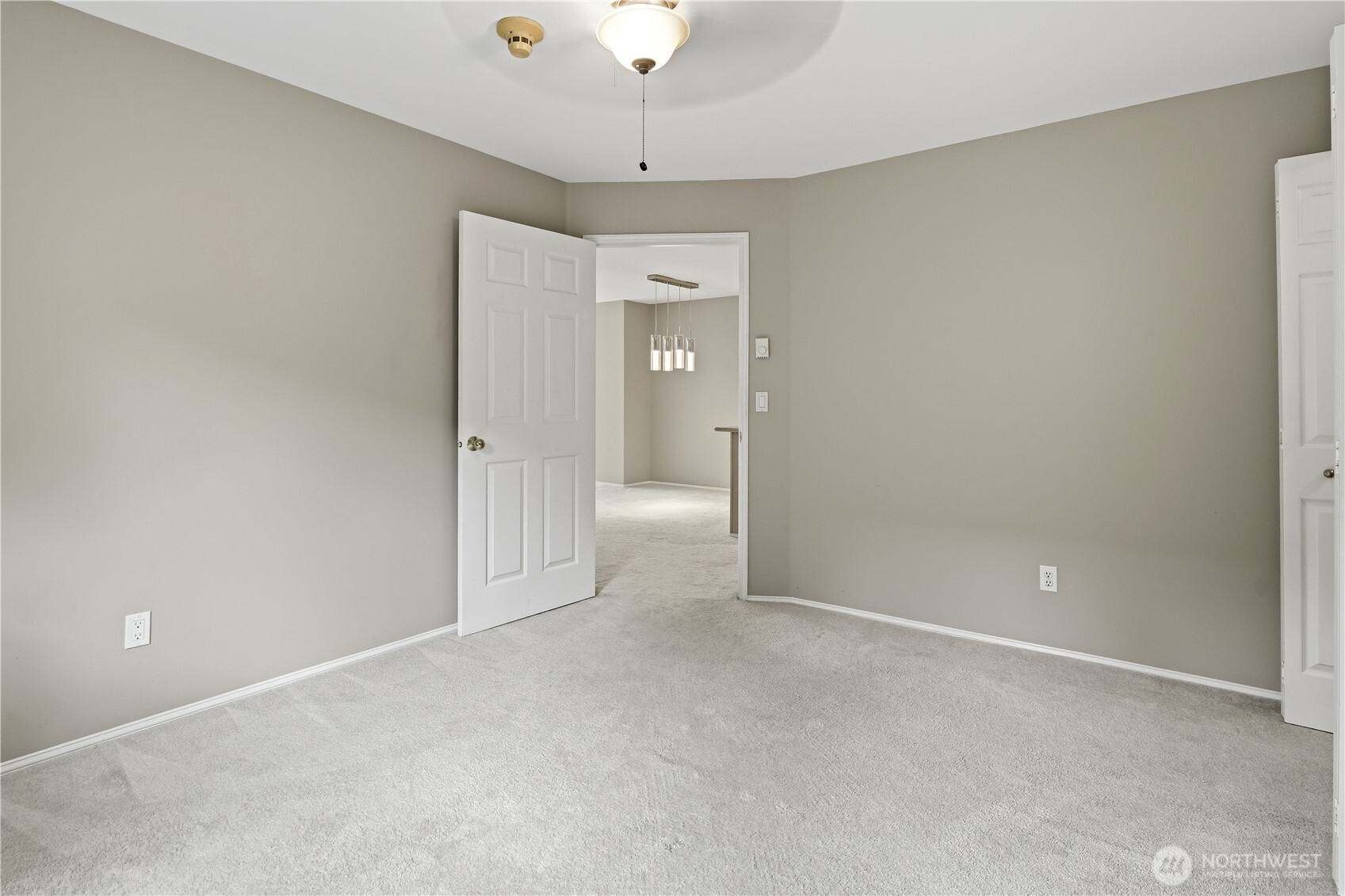 18210 73rd Avenue 201 Property Photo 15