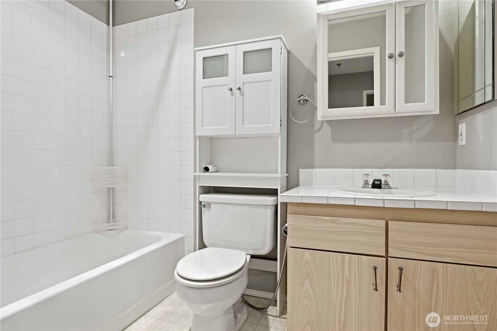 18210 73rd Avenue 201 Property Photo 16