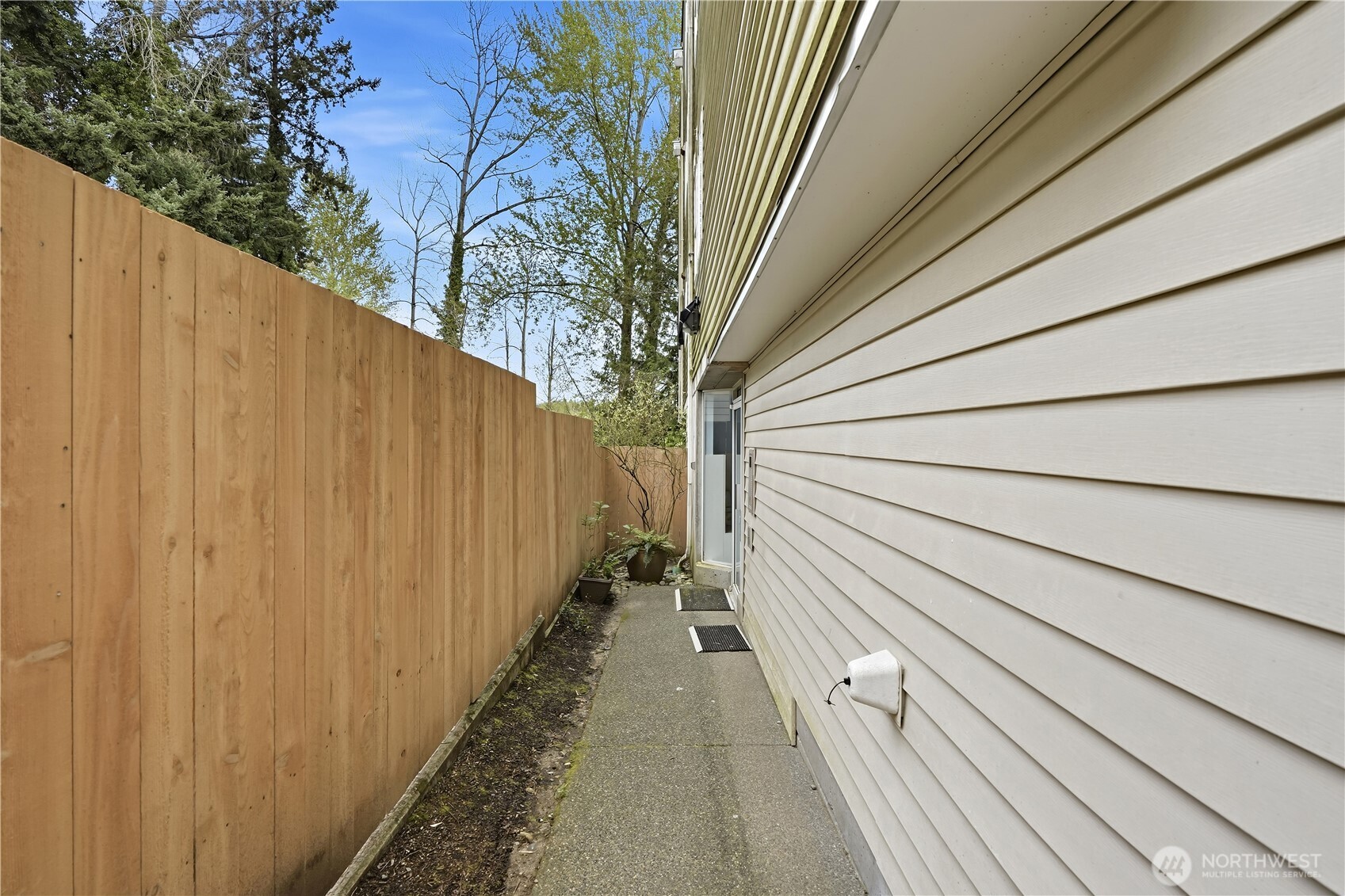 18210 73rd Avenue 201 Property Photo 27
