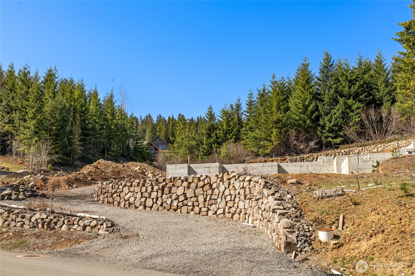 320 Tired Creek Lane Property Photo 4