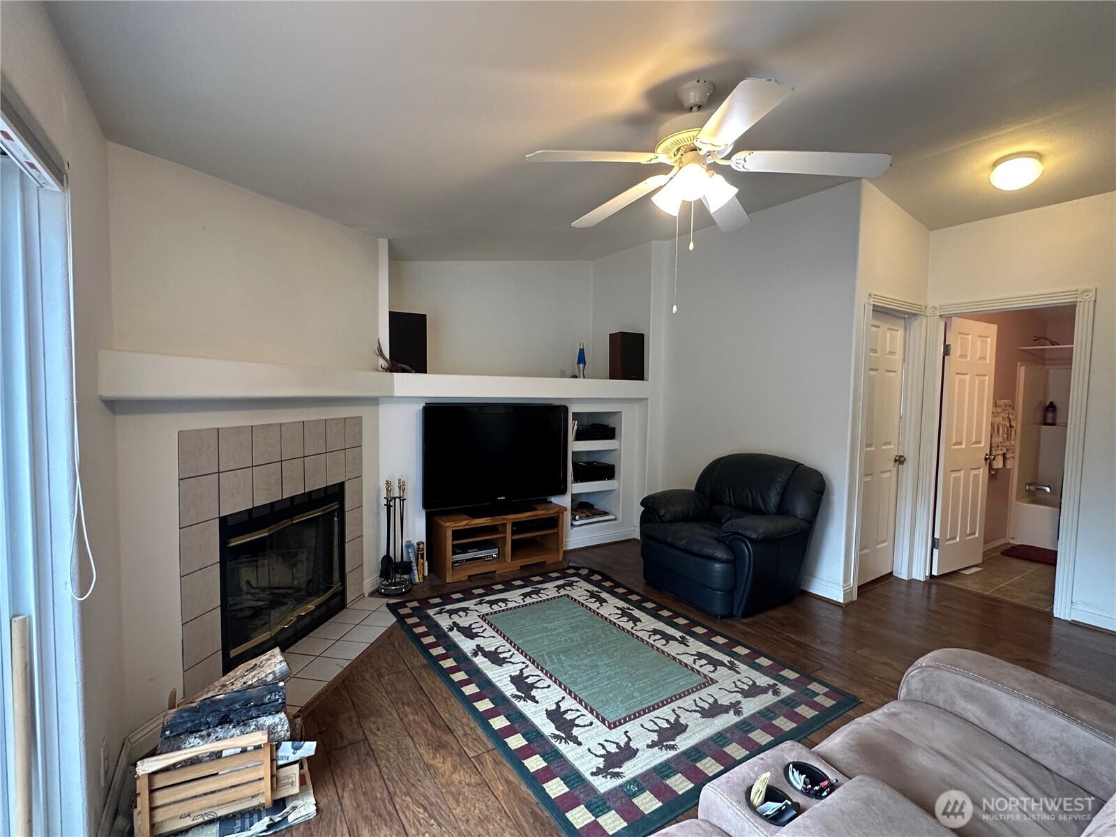 1405 324th Place Property Photo 5