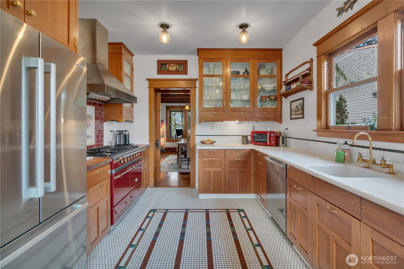 7229 Ledroit Court Property Photo 6