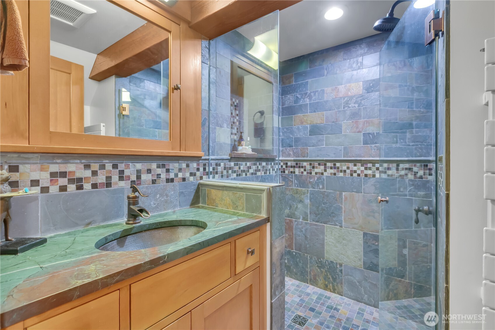 7229 Ledroit Court Property Photo 24
