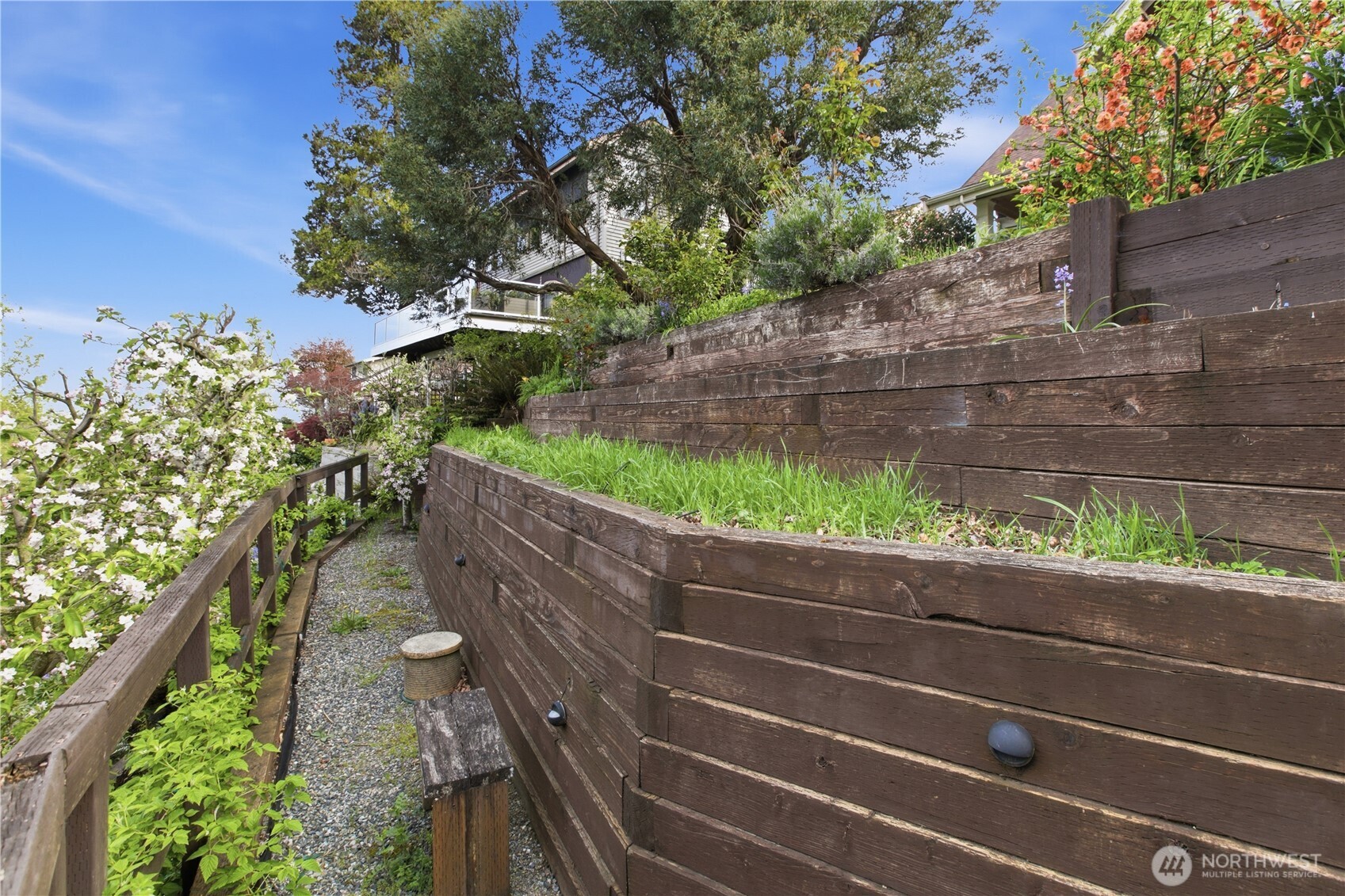 7229 Ledroit Court Property Photo 29