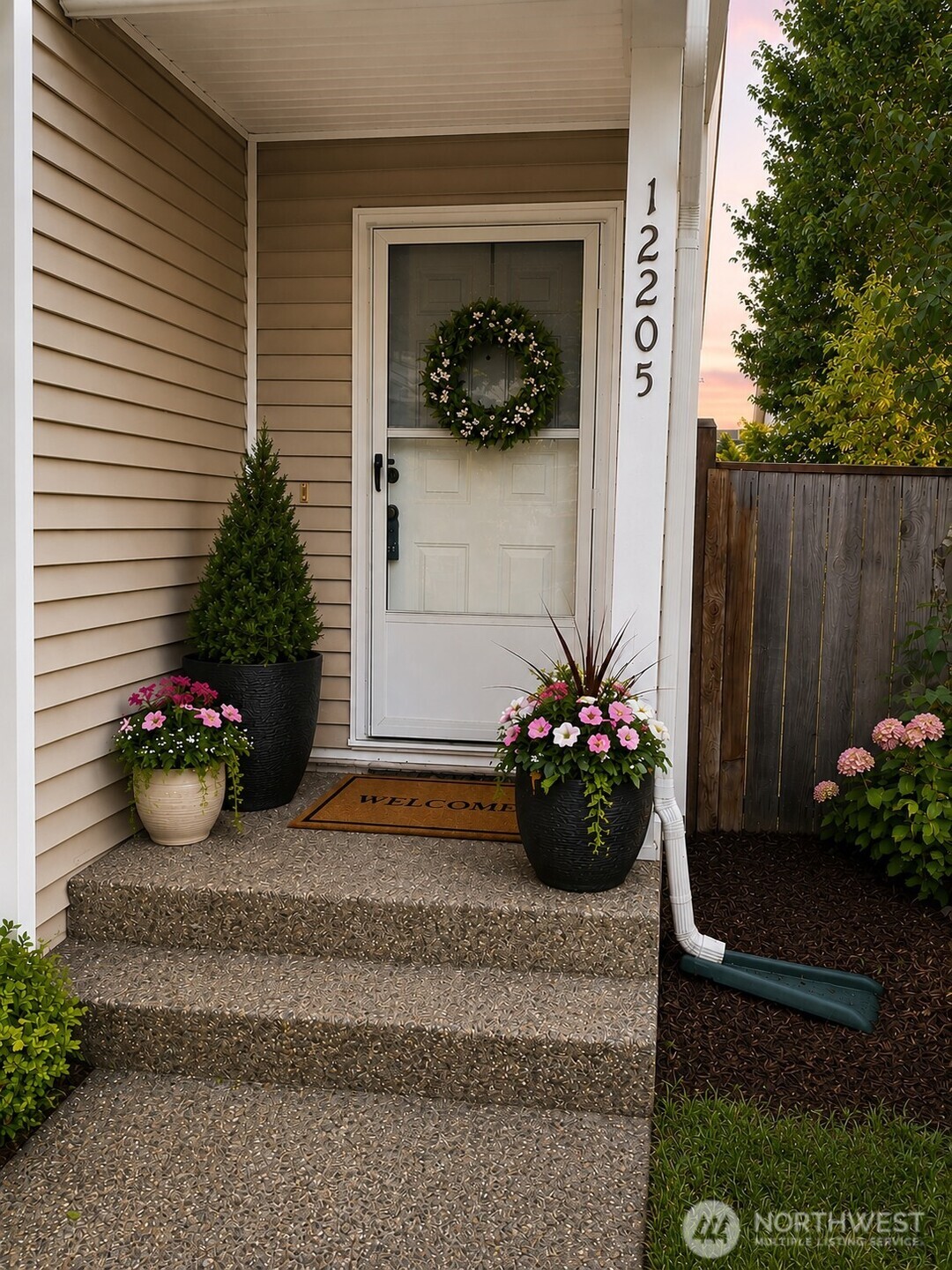 12205 135th Street Property Photo 3