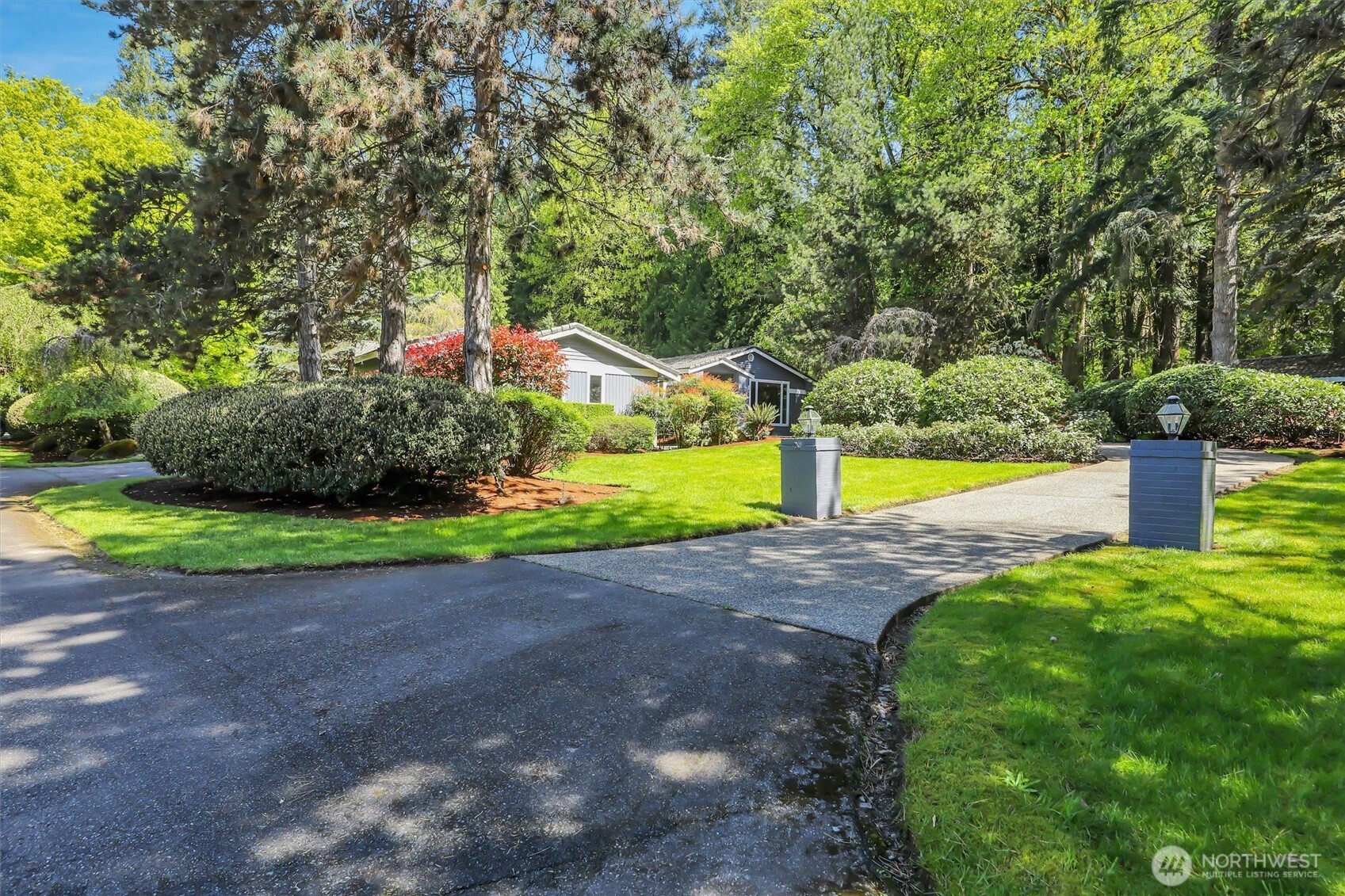 13320 211th Place Property Photo 2