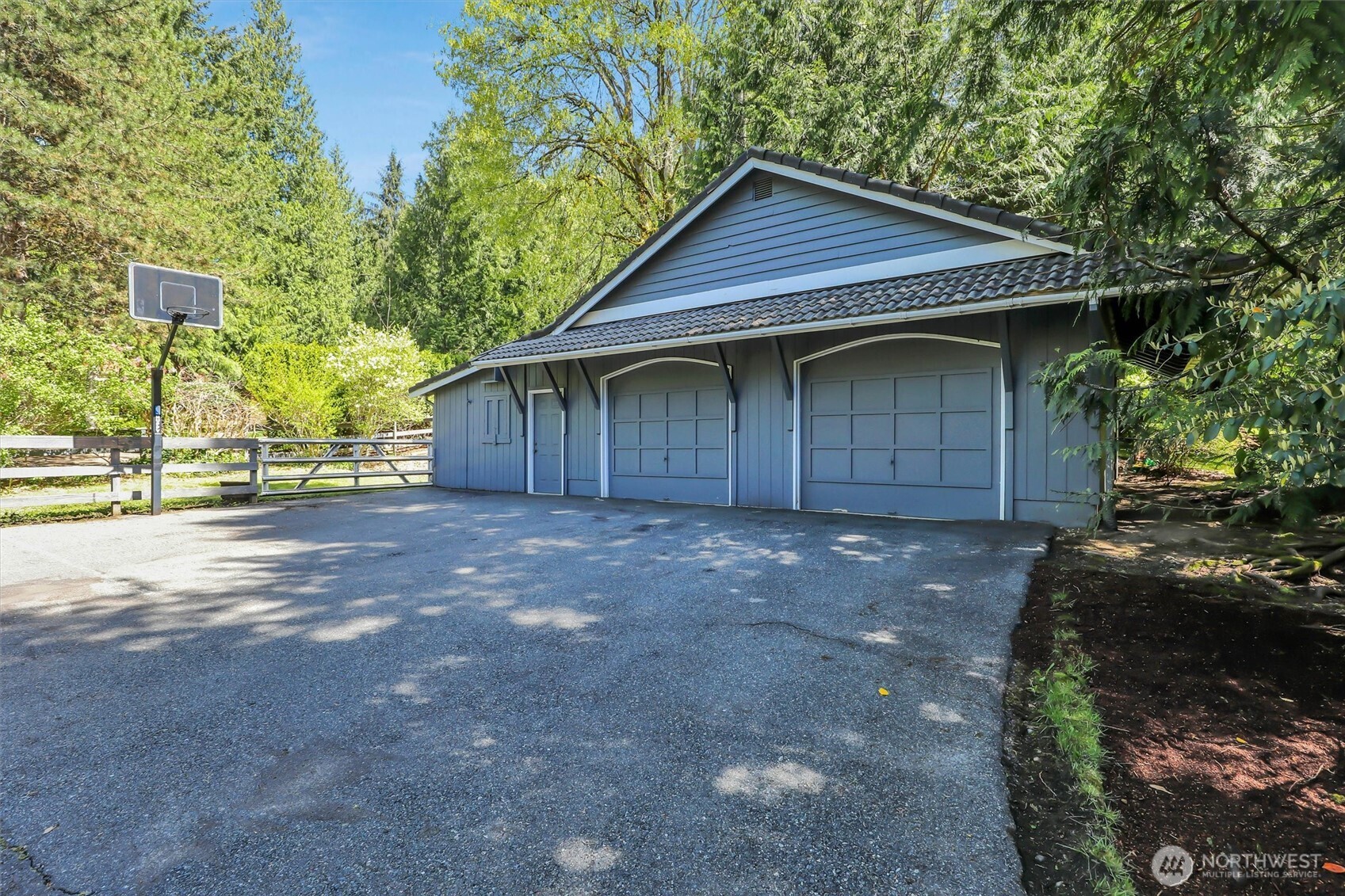 13320 211th Place Property Photo 39