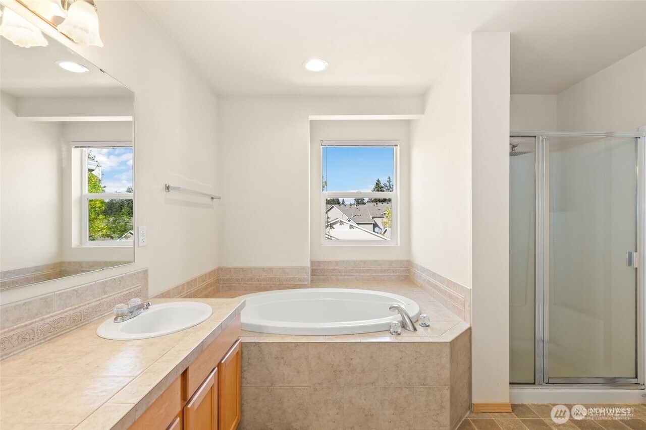 3145 5th Avenue Property Photo 5