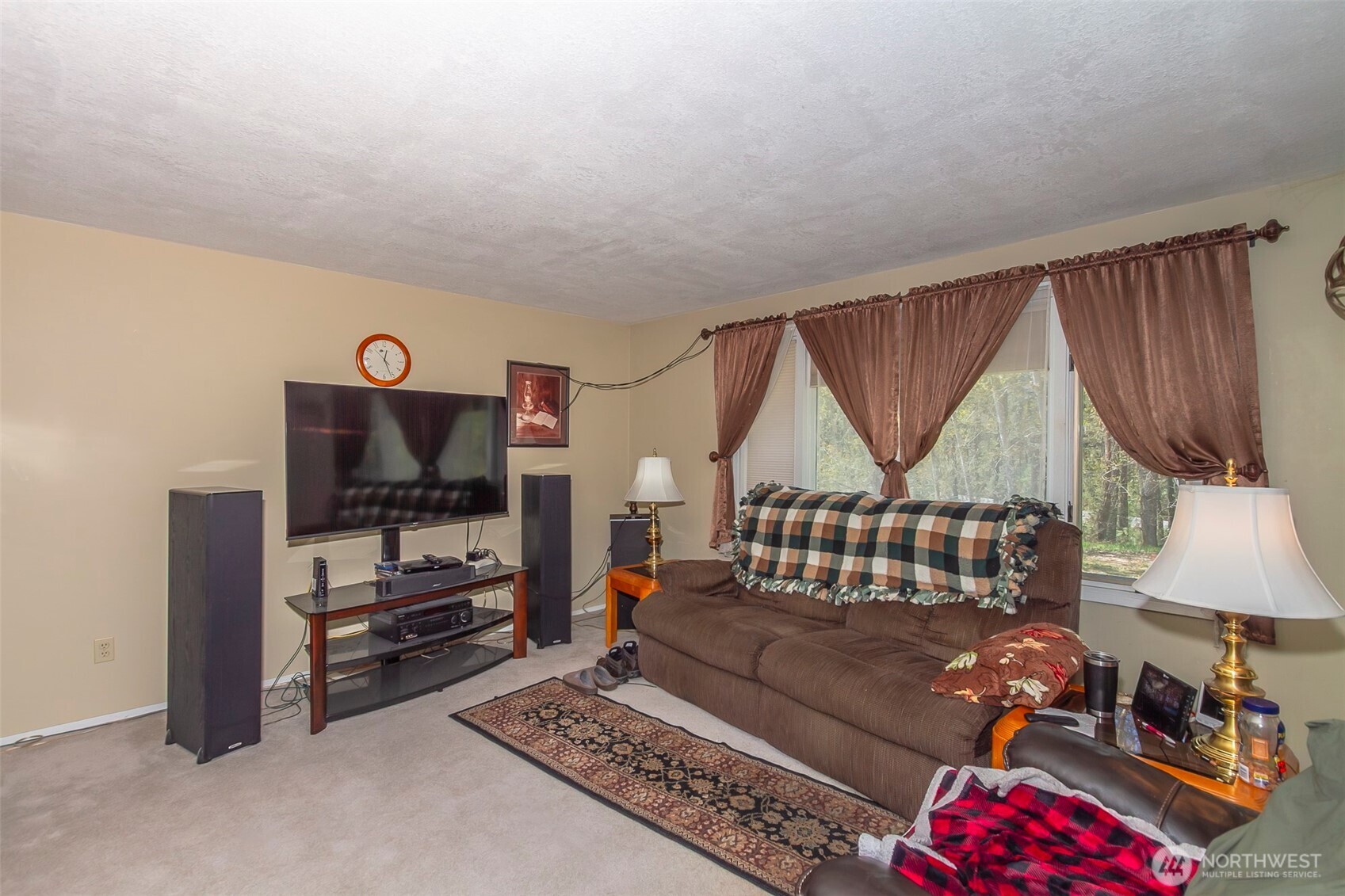 1140 S Pine Street Property Photo 12