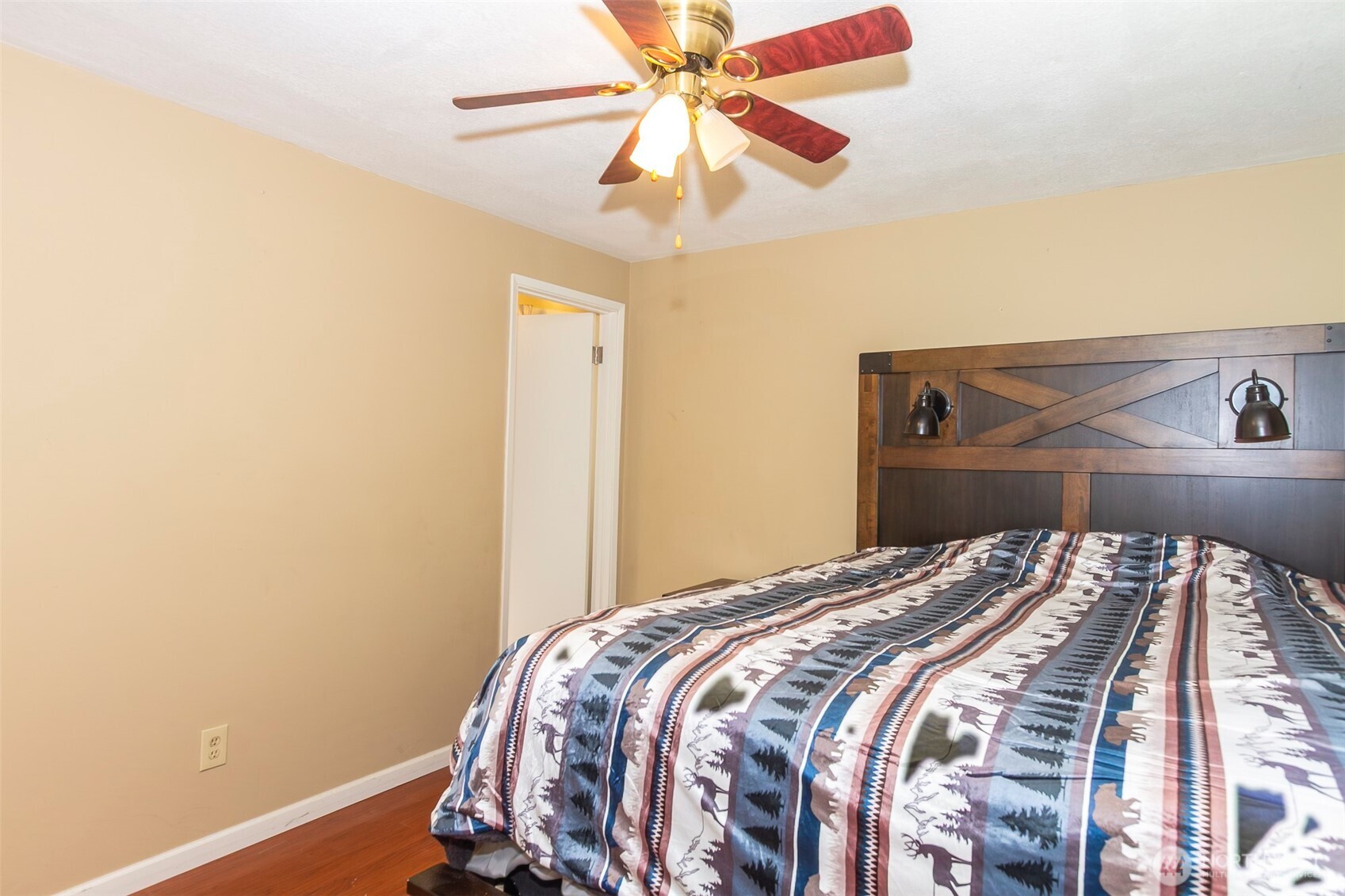 1140 S Pine Street Property Photo 19