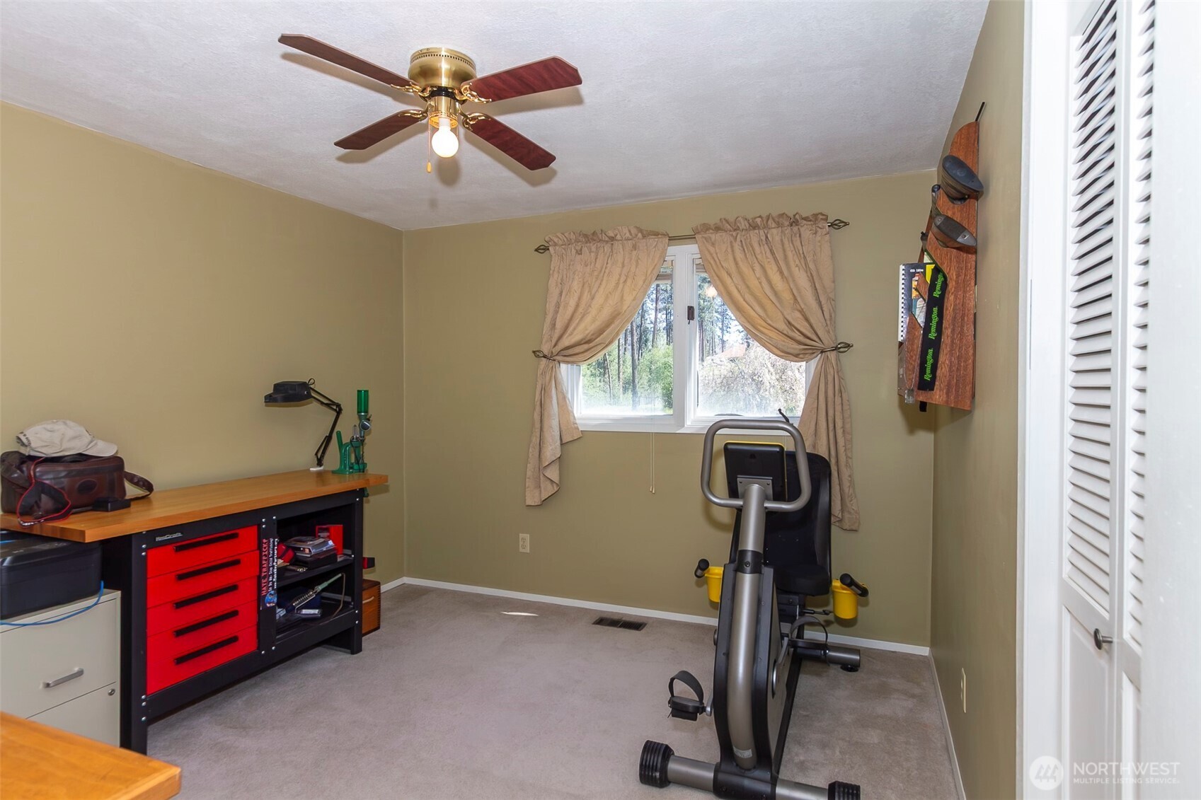 1140 S Pine Street Property Photo 21