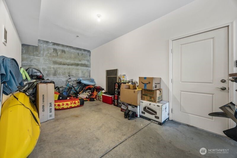 230 E Furnham Ave C3 Property Photo 35