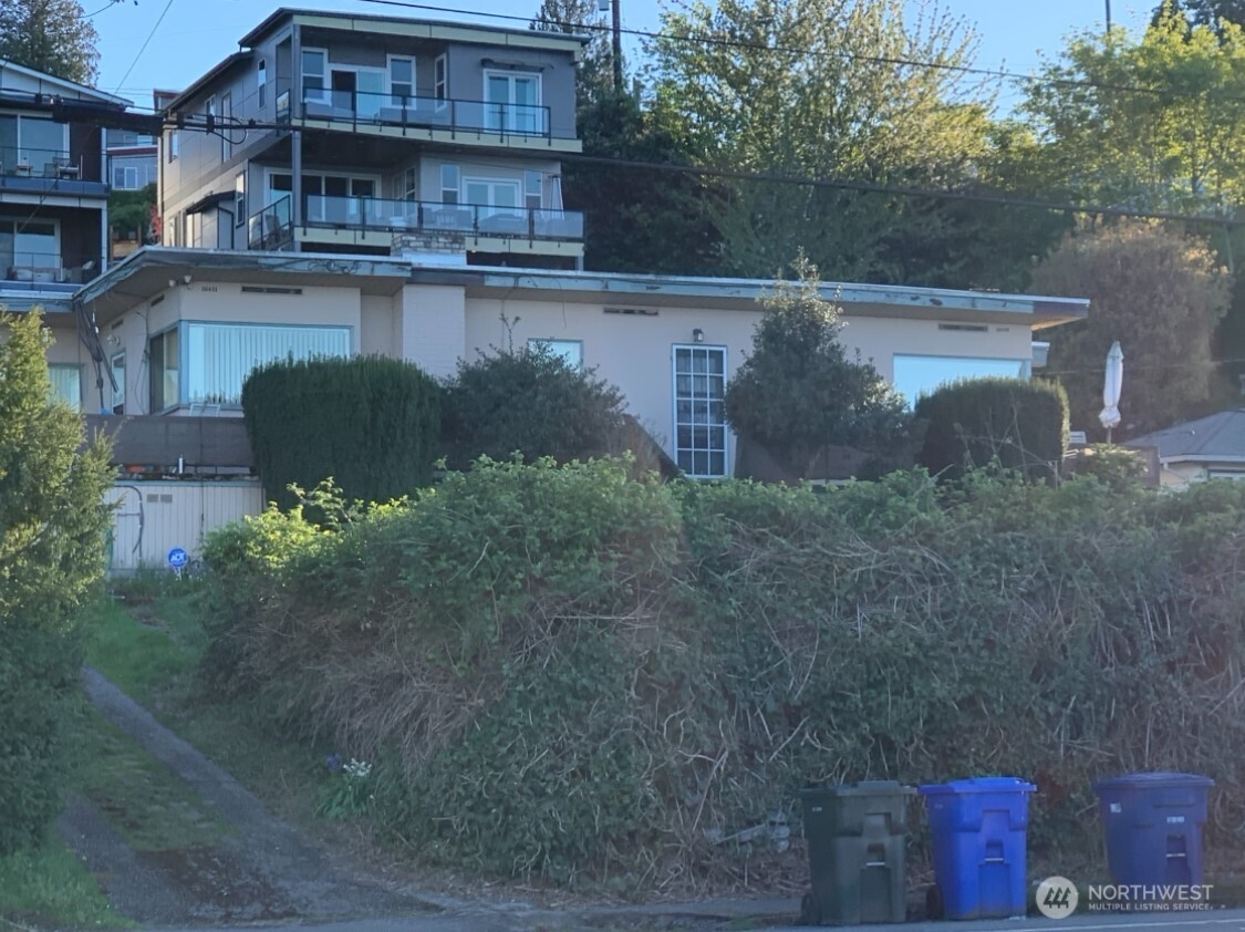 10451 Rainier Avenue Property Photo 4