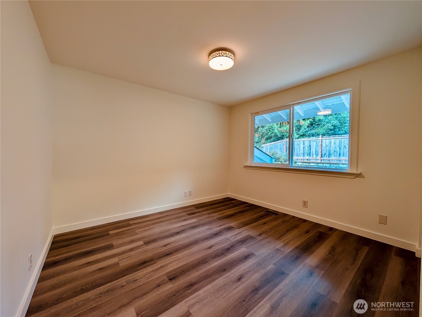 1135 147th Pl Property Photo 14