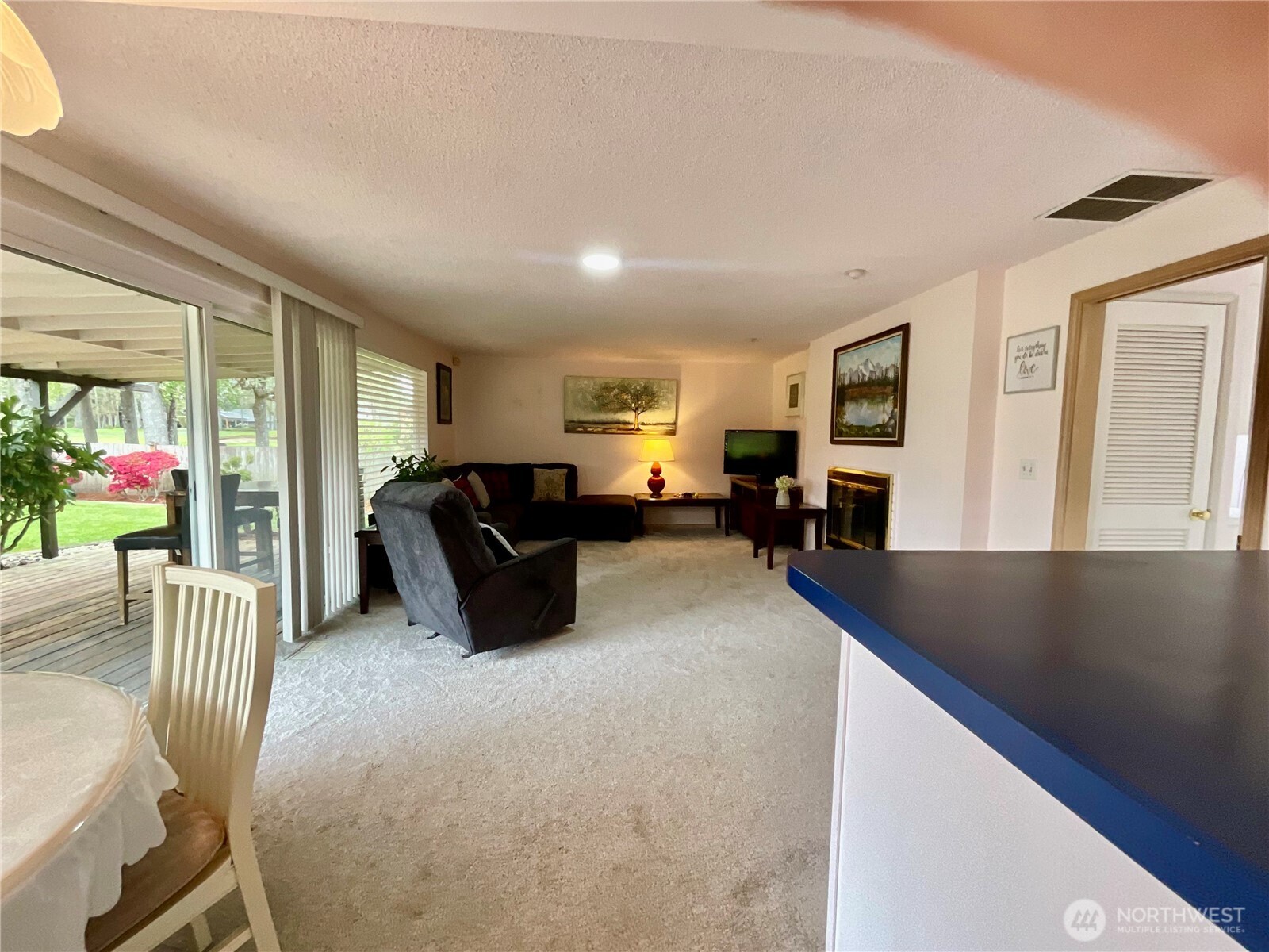 7711 Sapphire Drive Property Photo 5