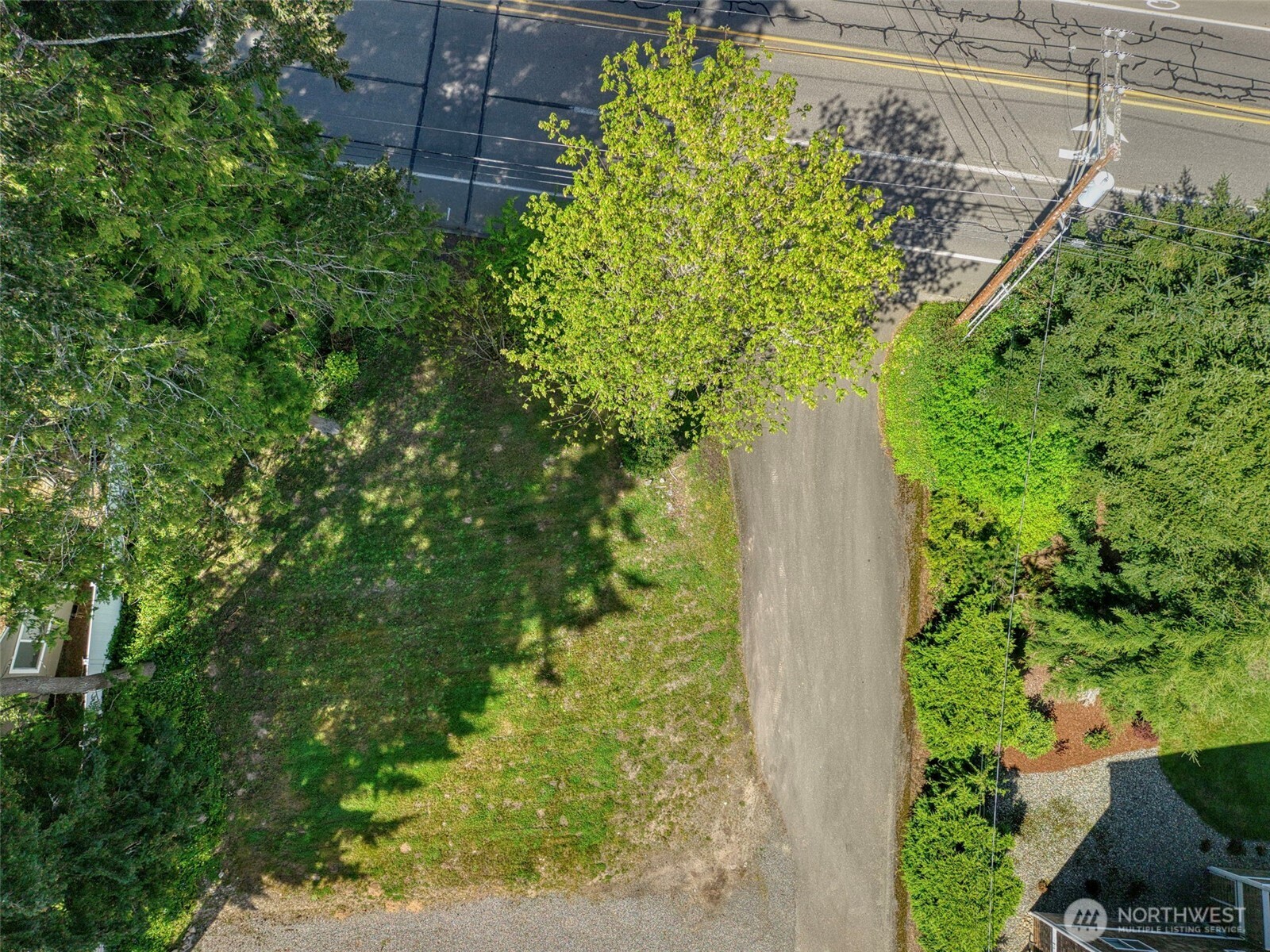 25933 Coveview Lane Property Photo 13