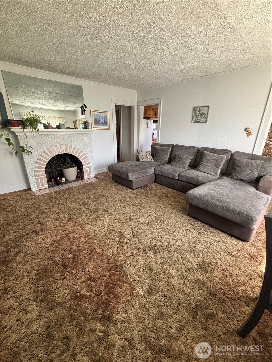 2835 Pacific Avenue Property Photo 5