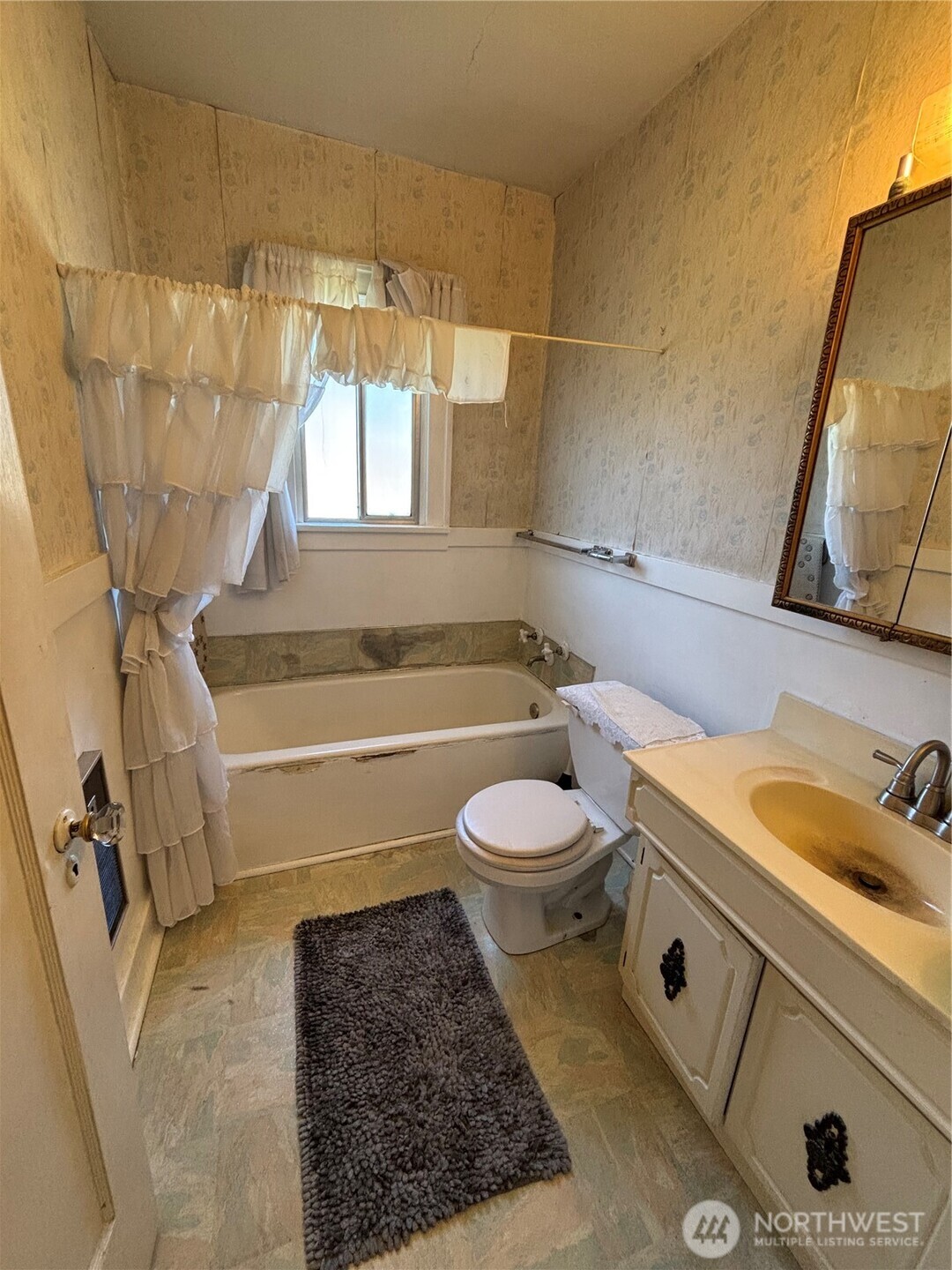 2835 Pacific Avenue Property Photo 11