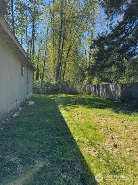13908 50th Avenue Property Photo 4