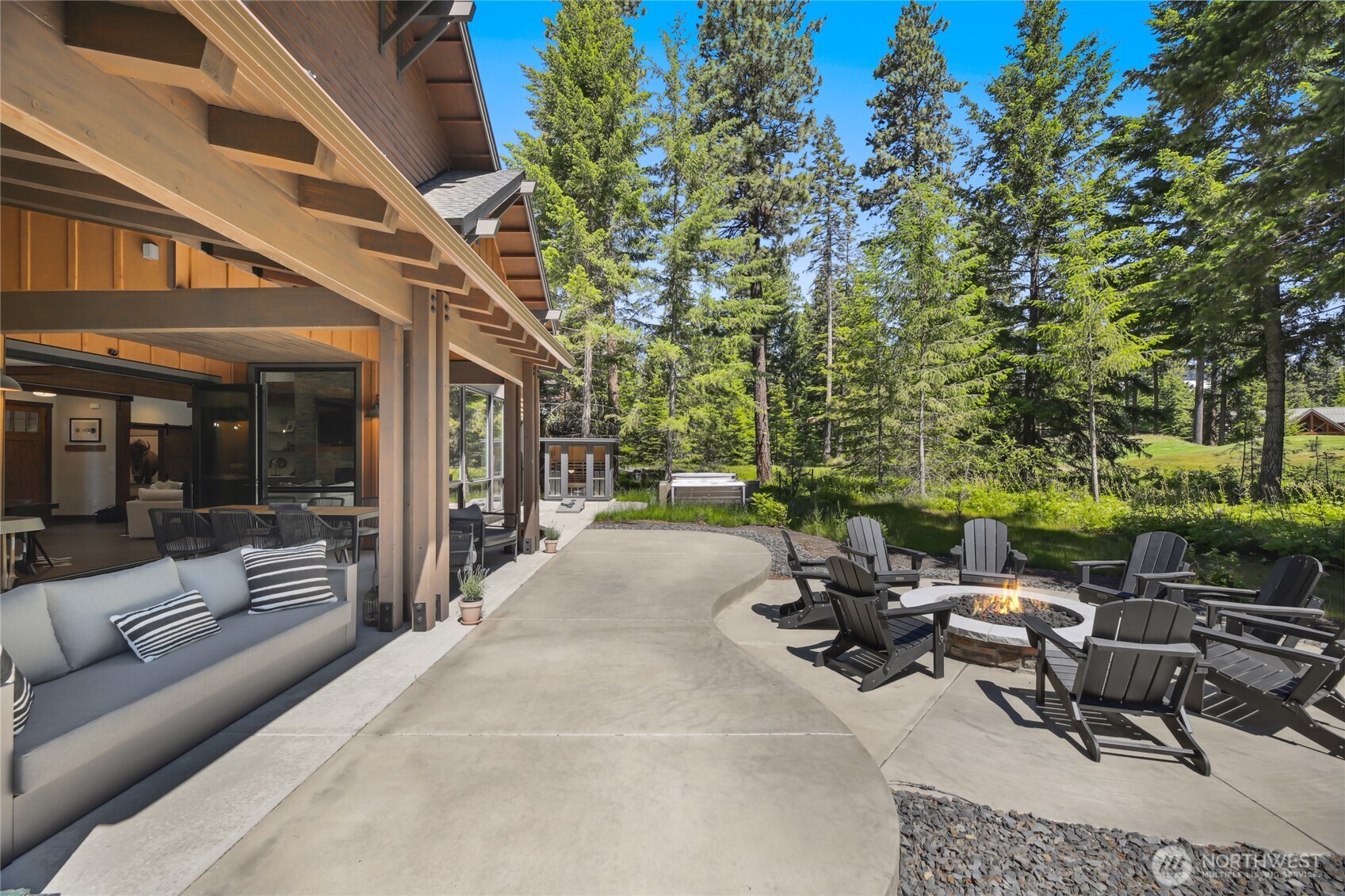 1810 Larkspur Loop Property Photo 33