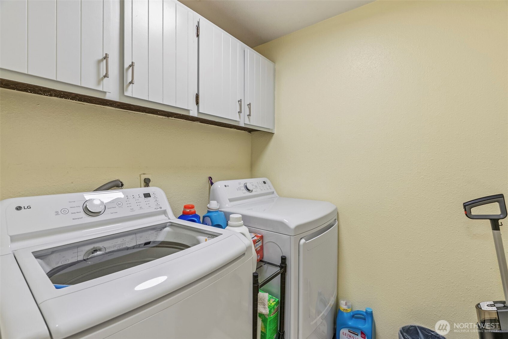 1 Teal Street 1&3 Property Photo 9