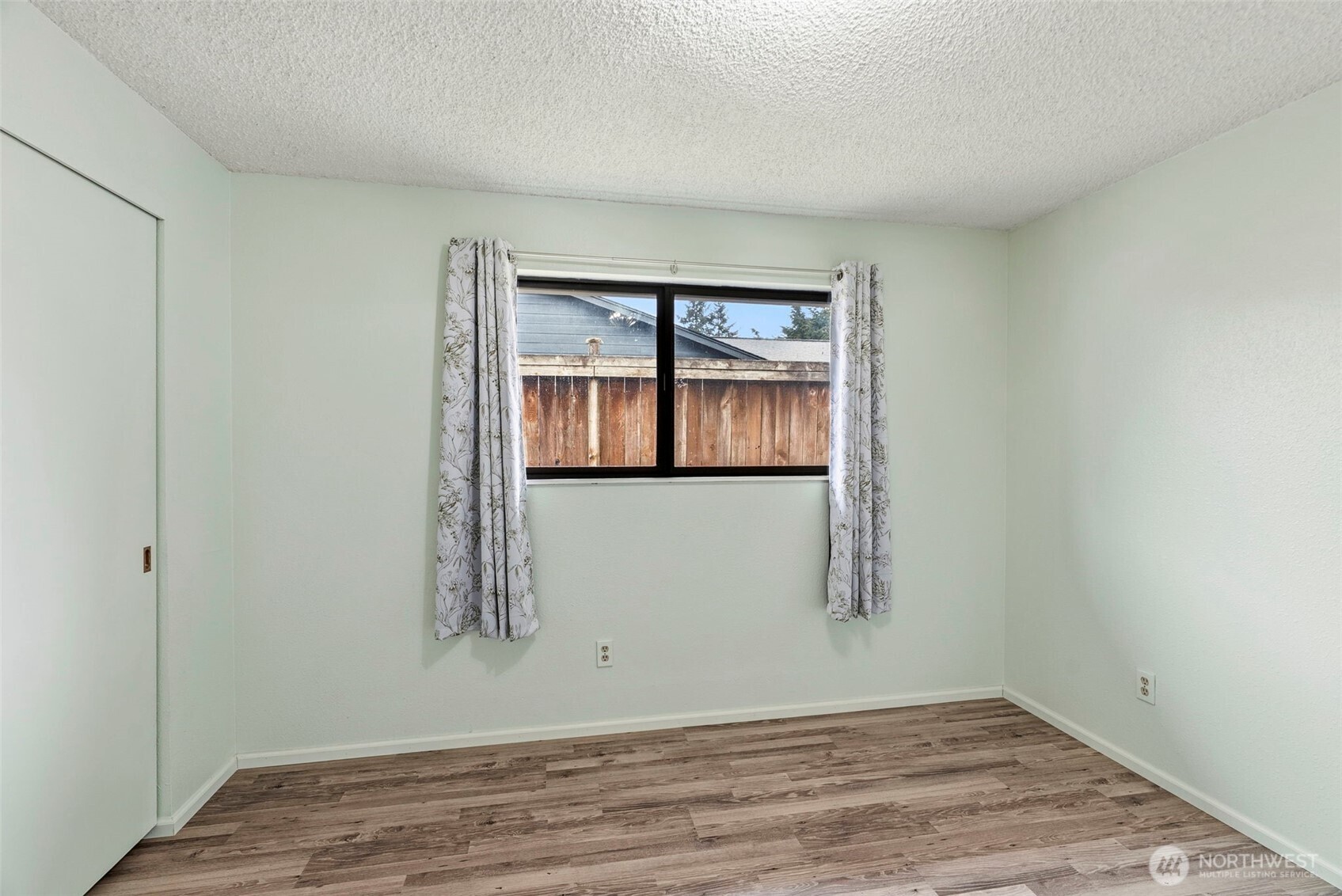 1 Teal Street 1&3 Property Photo 27