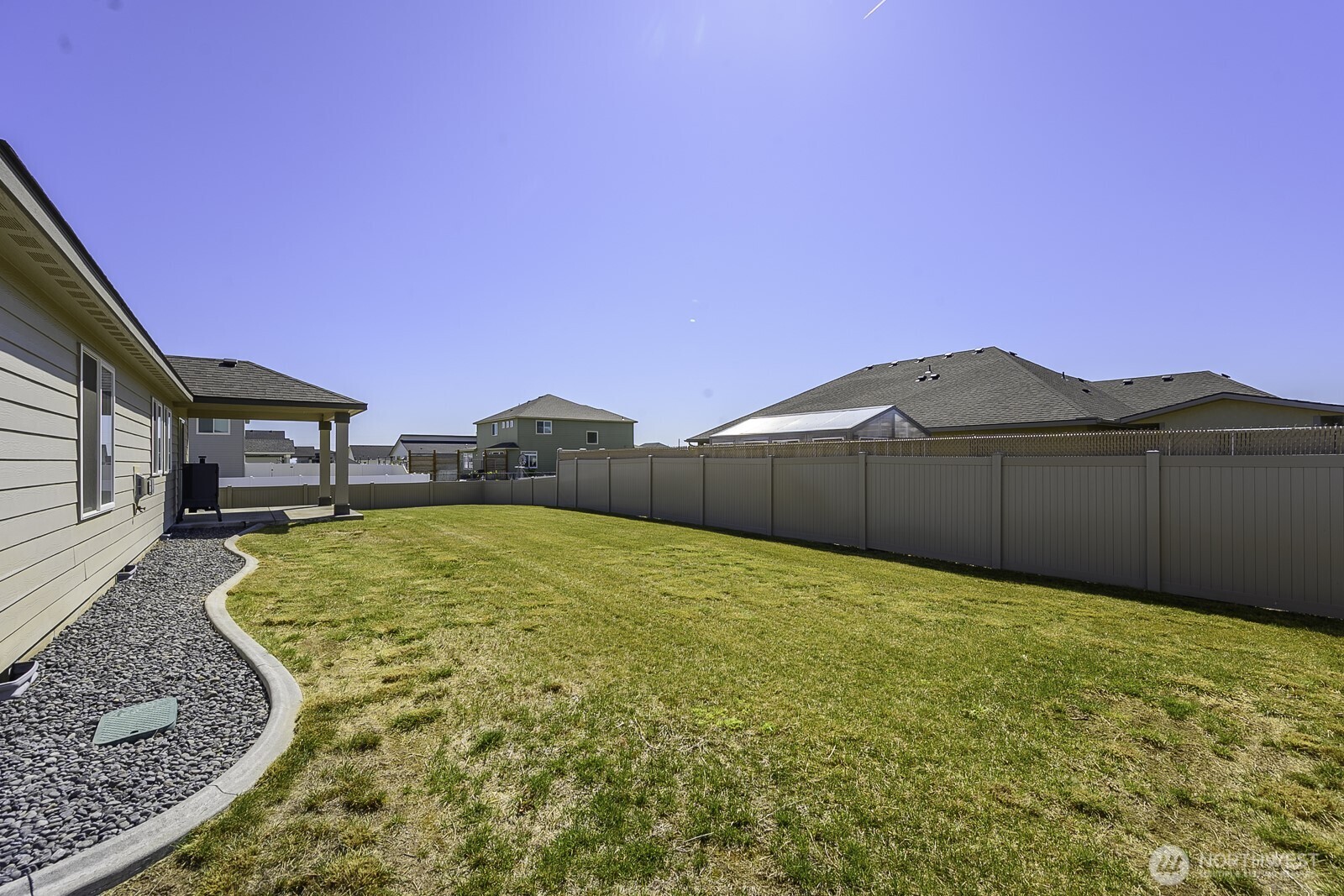 1012 8th Avenue Property Photo 6