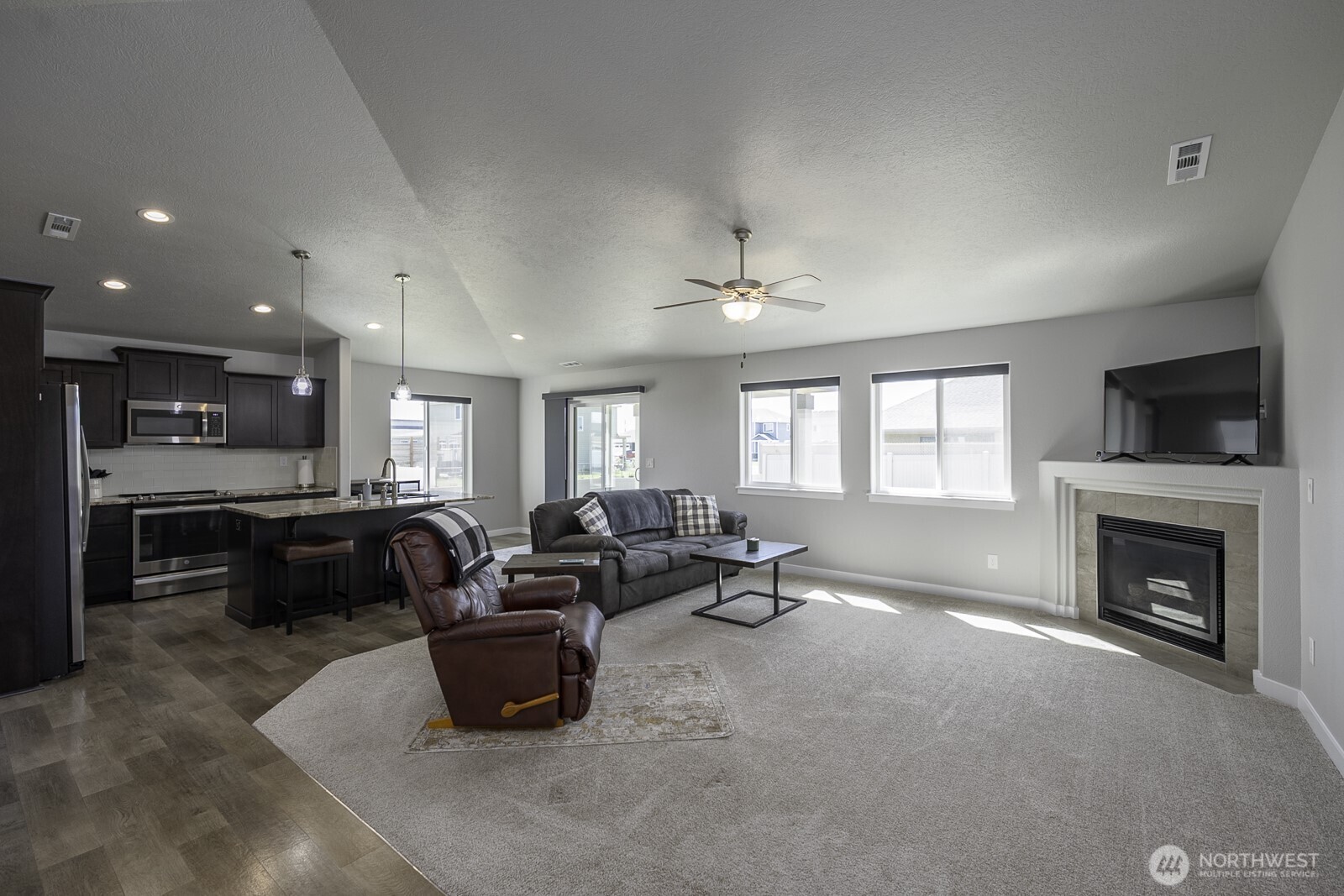 1012 8th Avenue Property Photo 10
