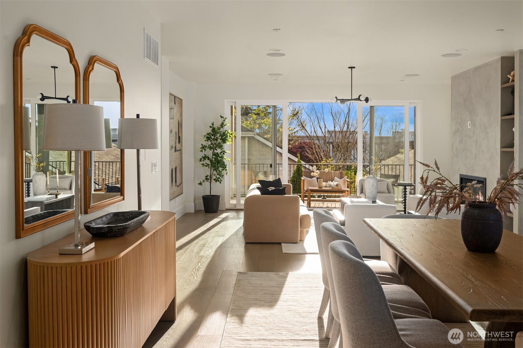 134 8th Court Property Photo 12