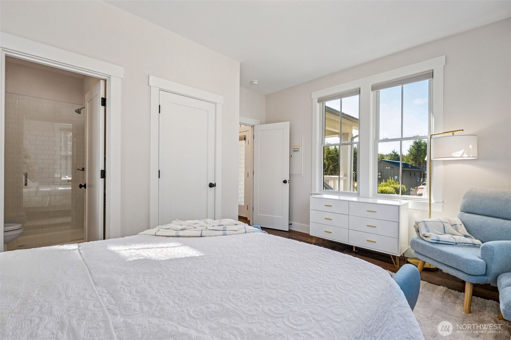 421 E Compass Street Property Photo 13