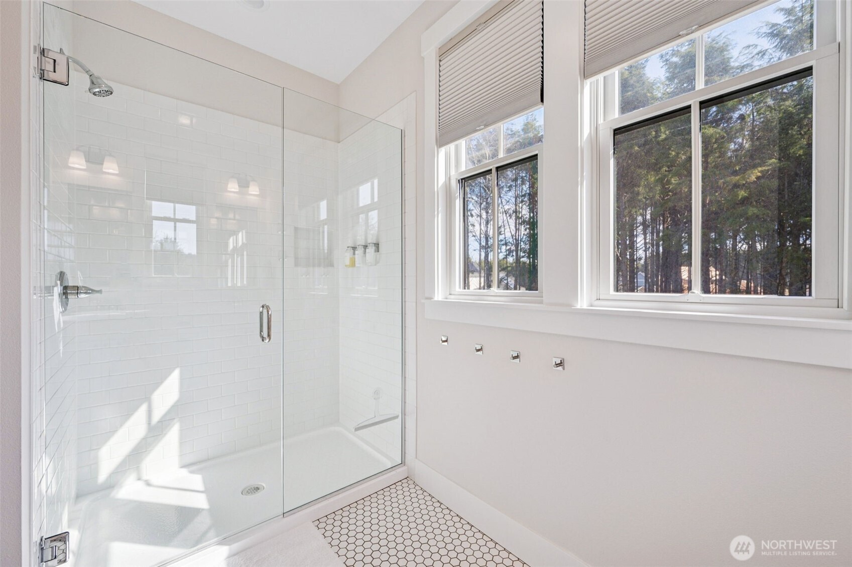 421 E Compass Street Property Photo 19