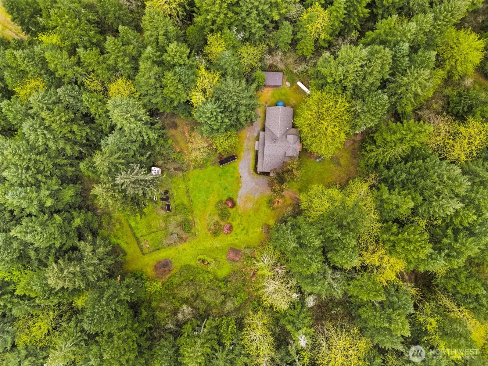 22110 Elbow Lake Road B Property Photo 2