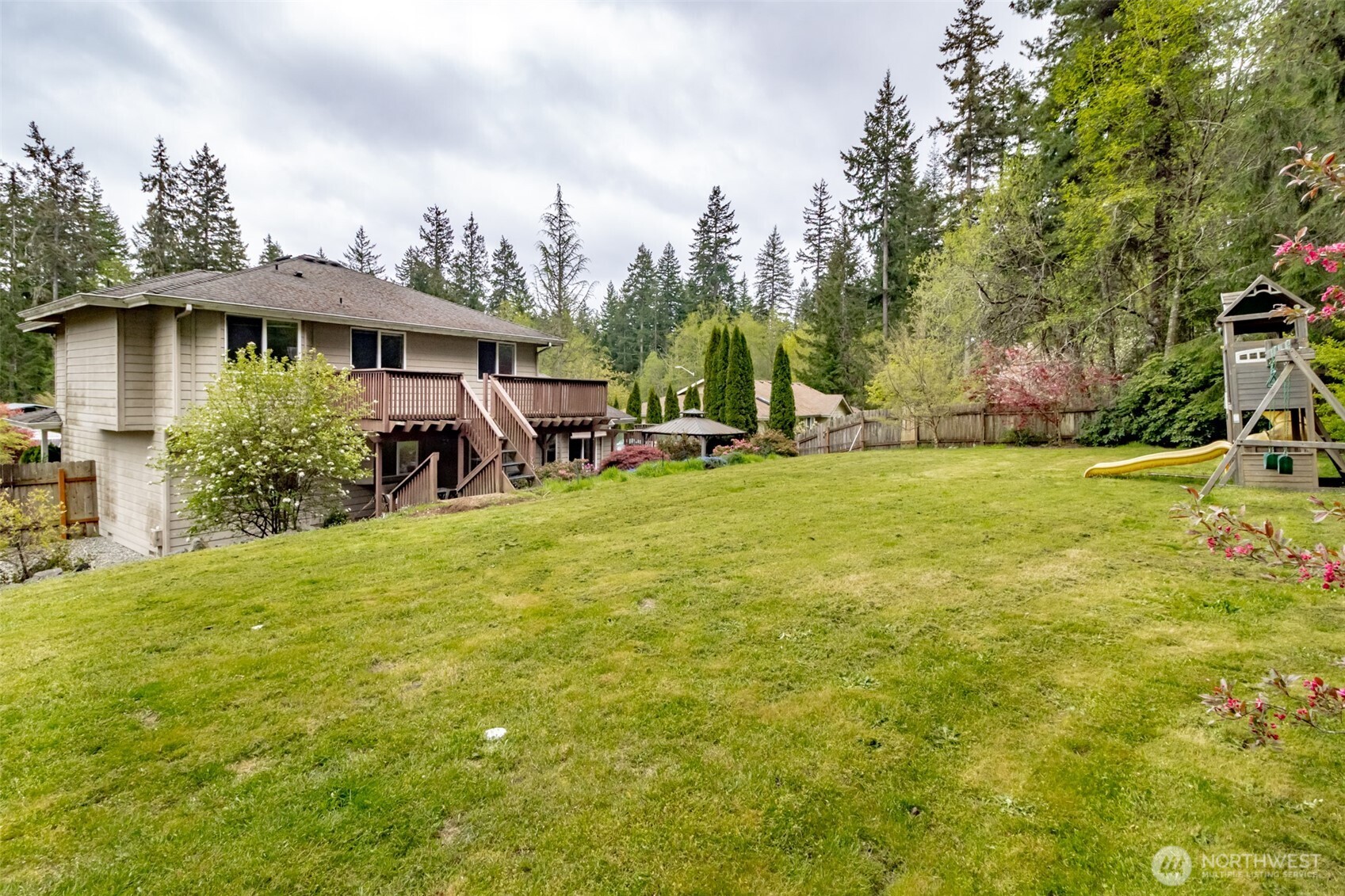 6480 Crossing Place Property Photo 5