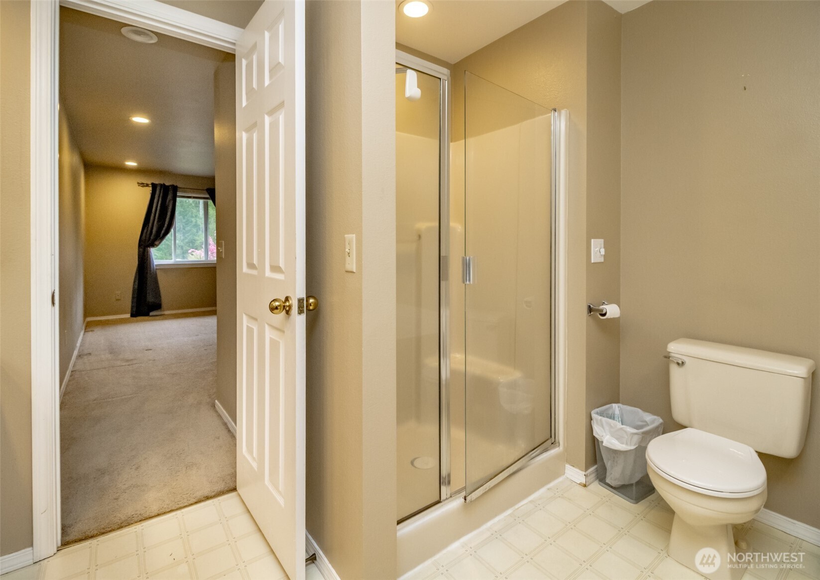 6480 Crossing Place Property Photo 21