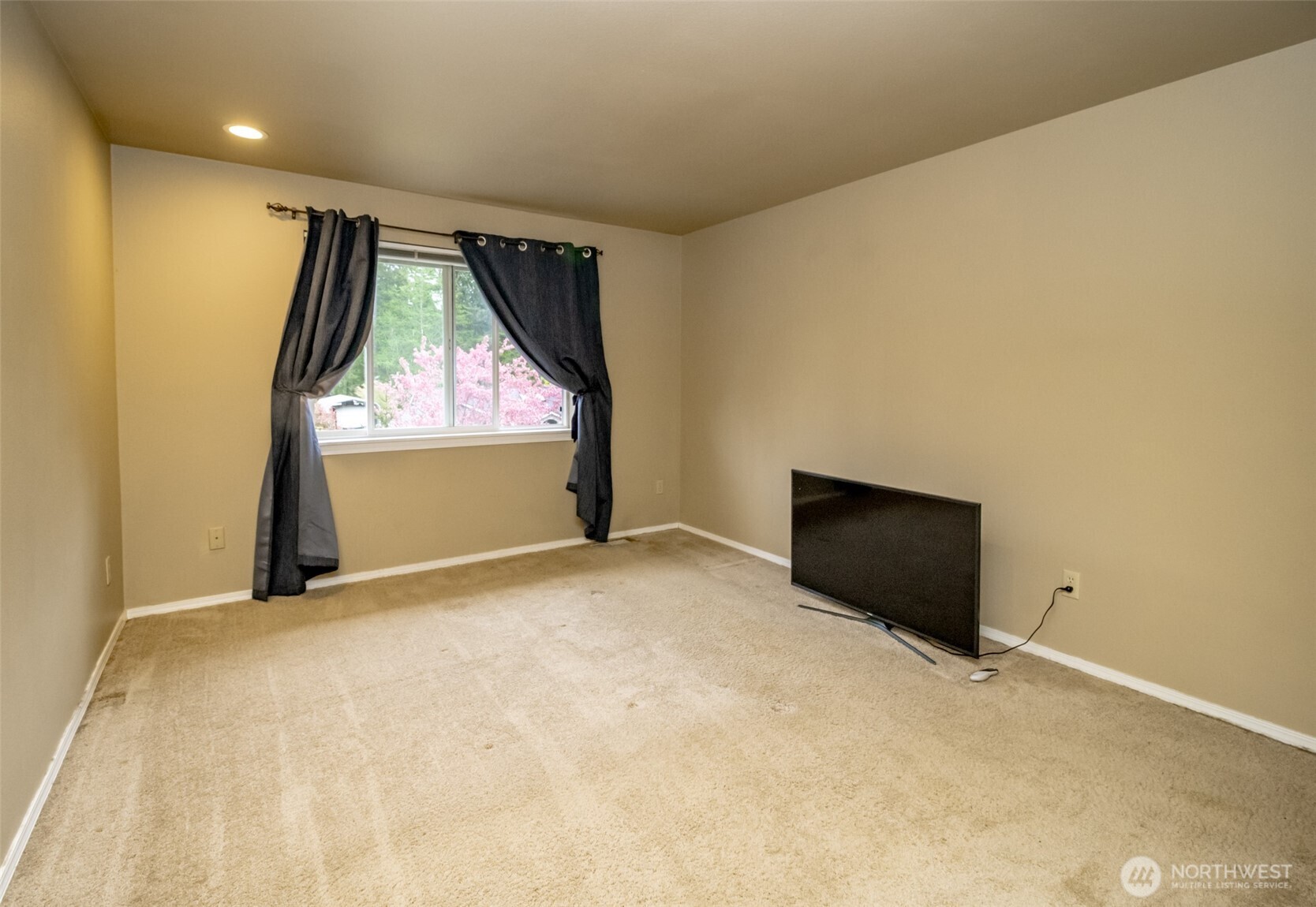 6480 Crossing Place Property Photo 22