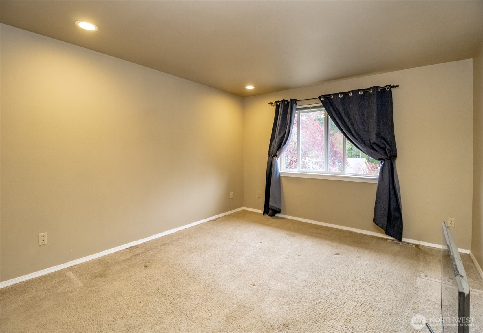 6480 Crossing Place Property Photo 23