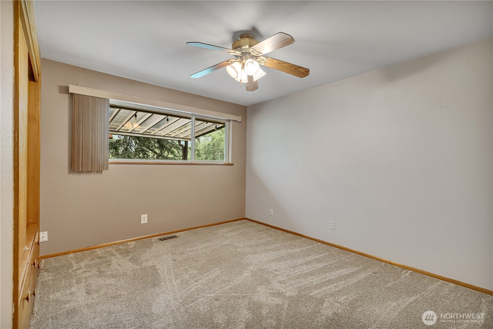 1243 25th Street Property Photo 16
