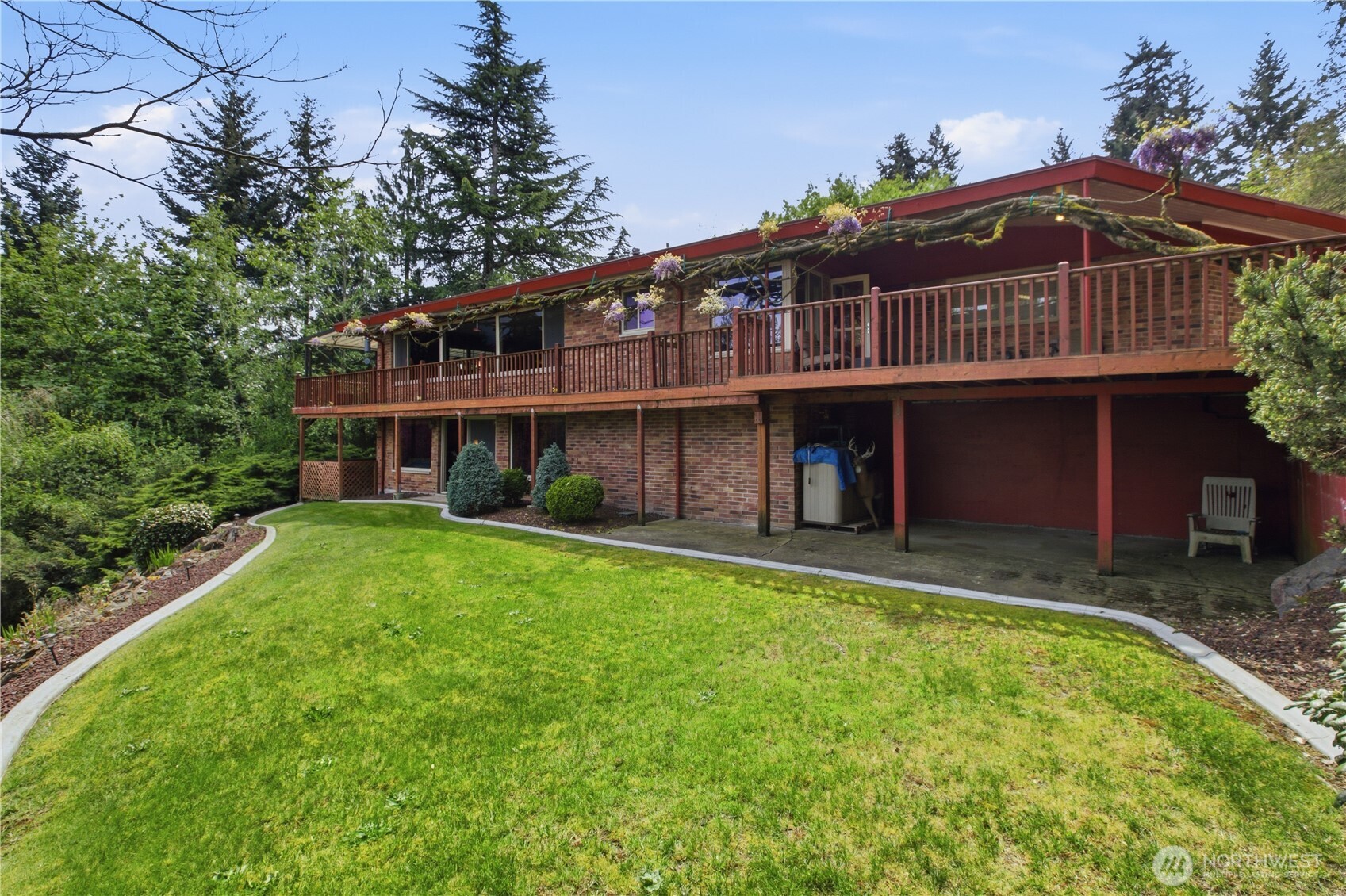 1243 25th Street Property Photo 33