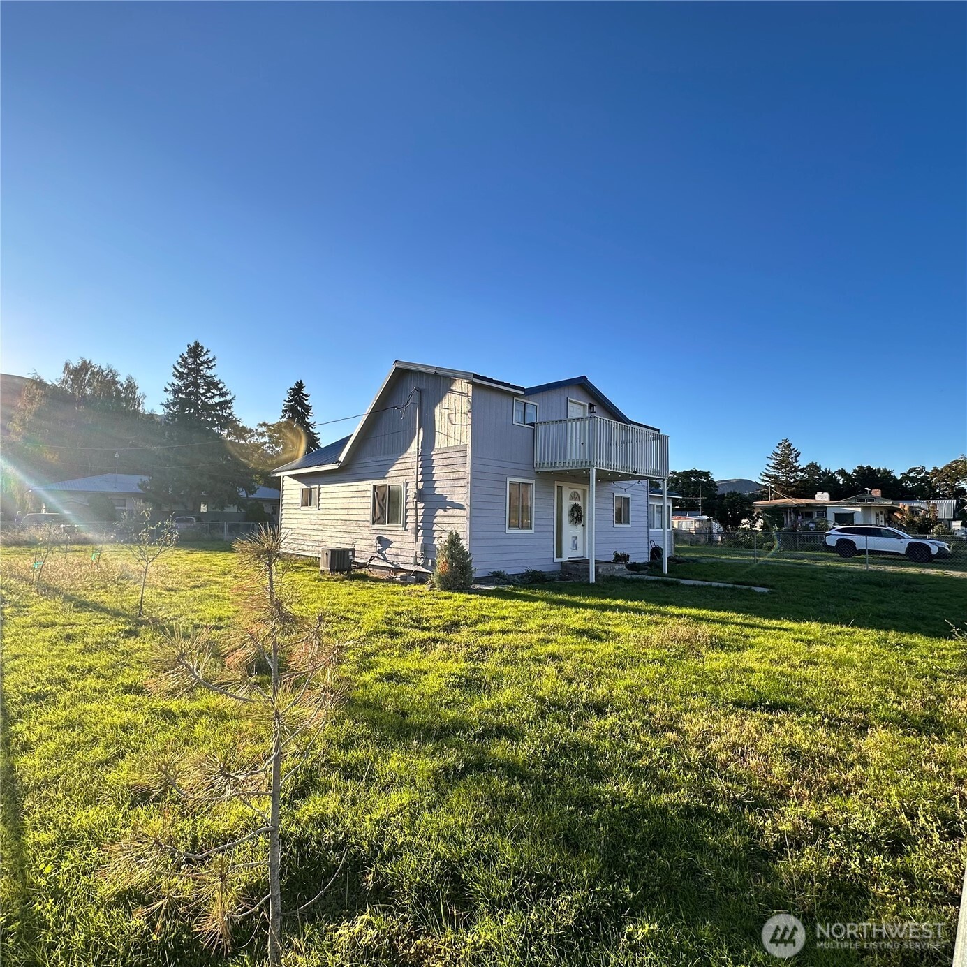 502 Fir Street Property Photo 4