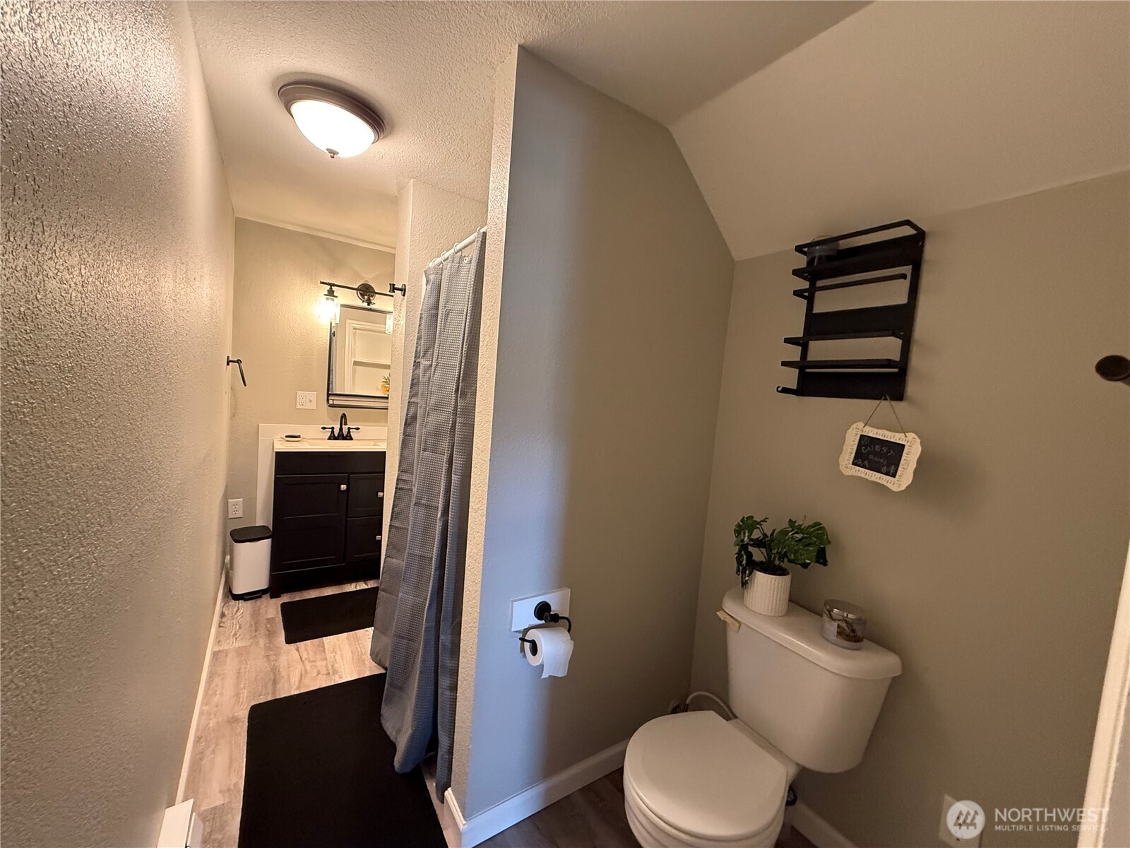 502 Fir Street Property Photo 22