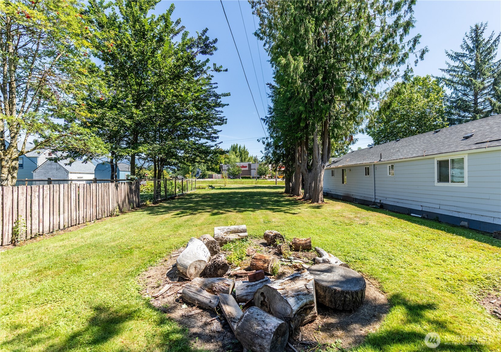 2054 Roosevelt Avenue Property Photo 15