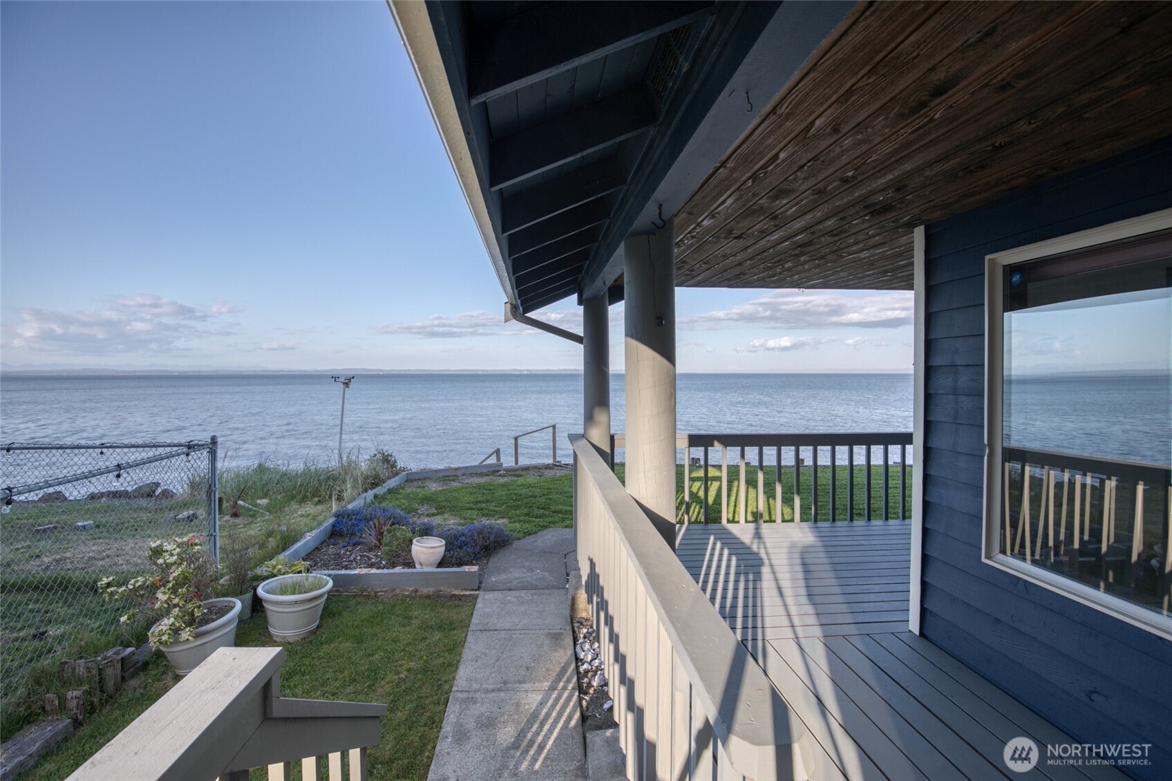 841 Bay View Court Property Photo 3