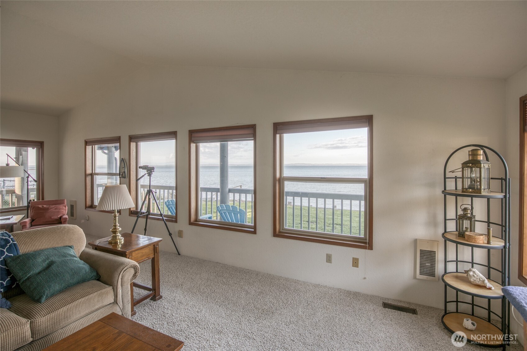 841 Bay View Court Property Photo 16