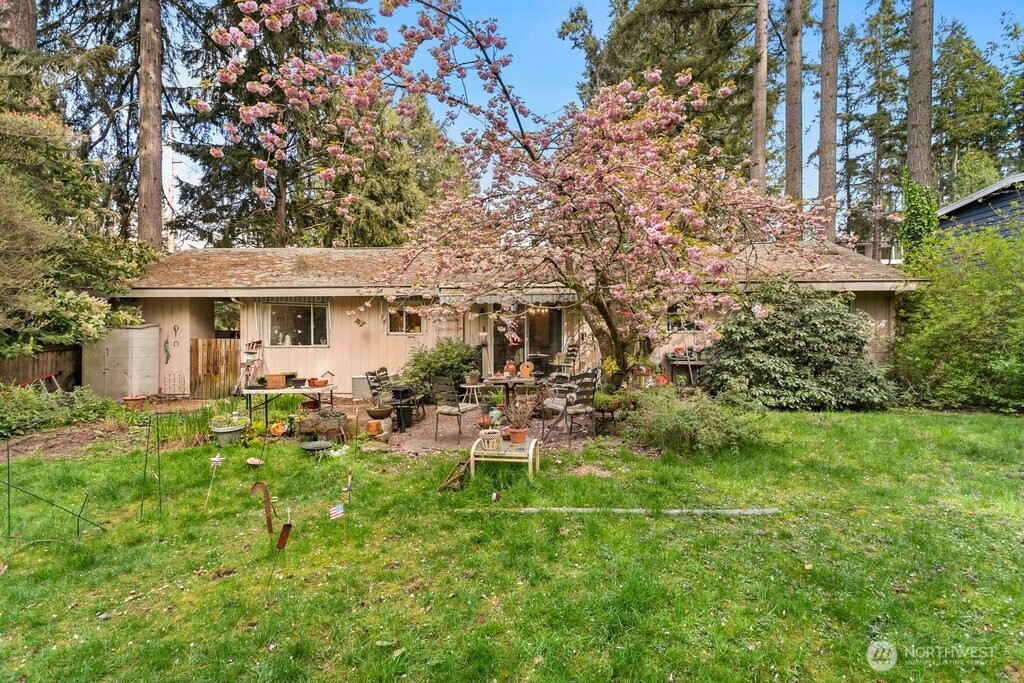 1605 153rd Avenue Property Photo 4