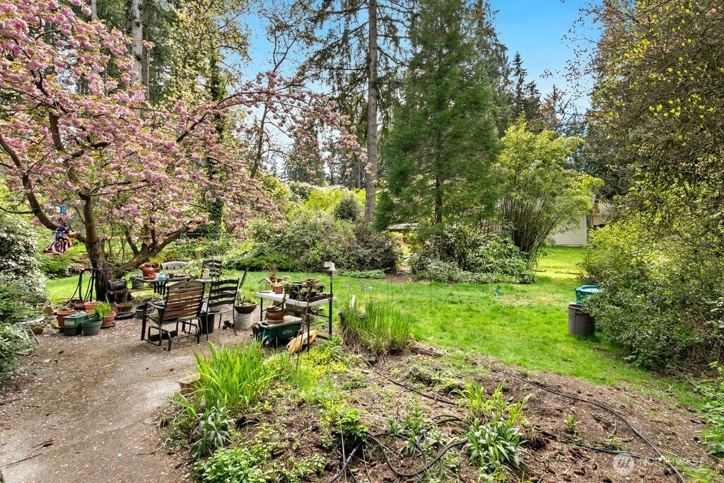 1605 153rd Avenue Property Photo 5