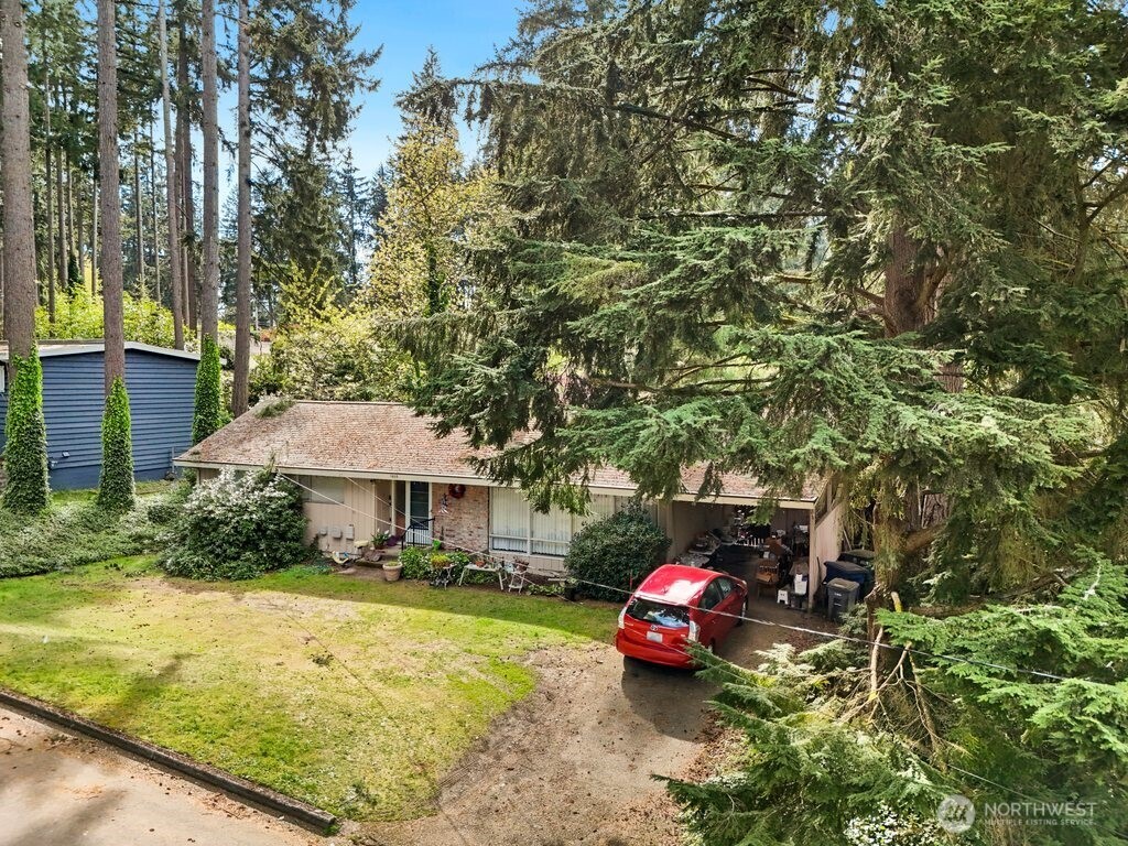 1605 153rd Avenue Property Photo 9