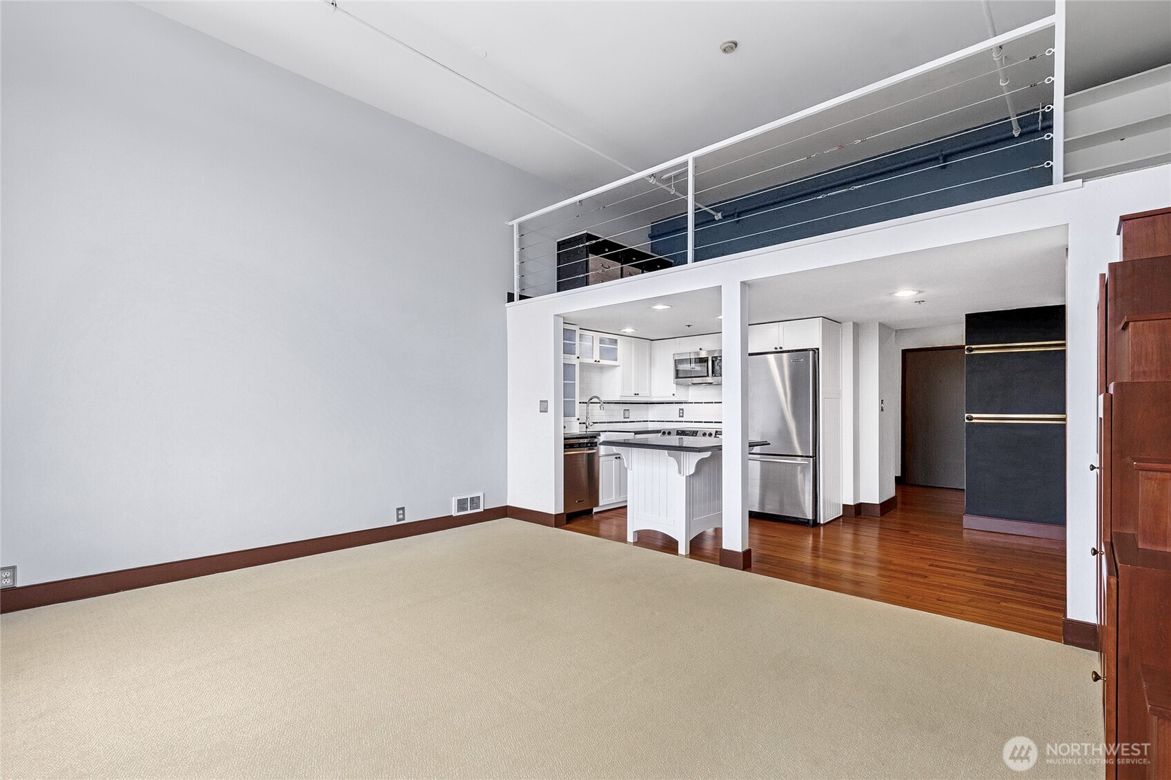 201 Galer Street 414 Property Photo 3