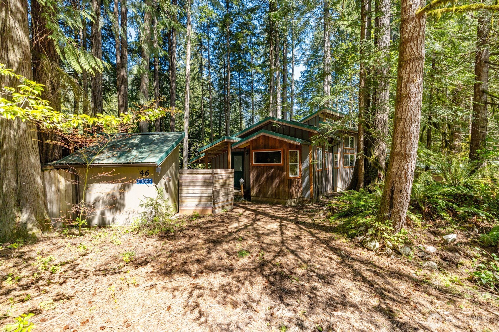 63595 W Cascade Way Property Photo 2